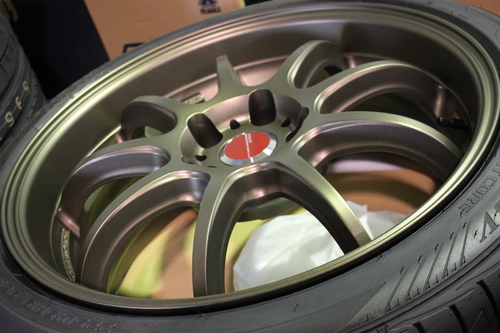 CHR に 19インチ。エモーションD9R 8.5J で深リムスポーティ！ | 鈴鹿